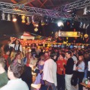 15 tanzflaeche von eingang her 2