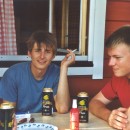 058 flo und brunschi vor blockhuette